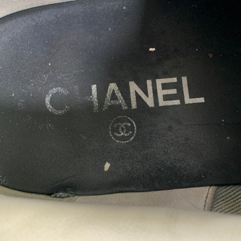 CHANEL Size 9 Black White Solid Leather Vulcanized sole Sneakers