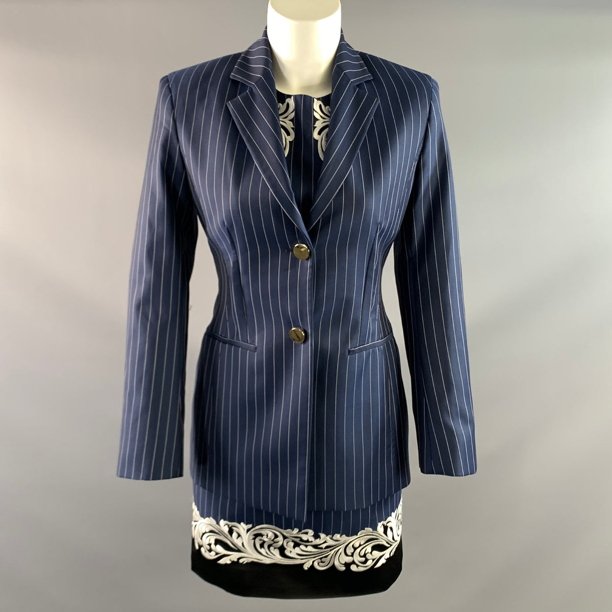 VERSACE SS2013 Size 4 Blue White Viscose & Cupra Pinstripe Notch Lapel Dress & Blazer Set