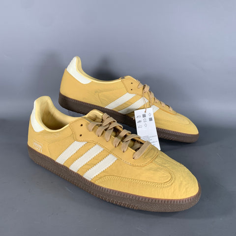 ADIDAS Size 11 Yellow White Brown Stripe Nylon Runner Sneakers