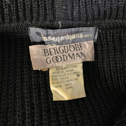 BERGDORF GOODMAN Size M Black Knit Wool Sweater