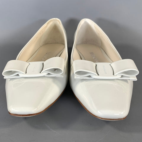 FERRAGAMO SS2020 Size 7.5 White Leather Bow Slip On Flats
