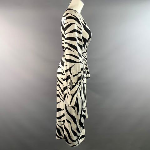 OSCAR DE LA RENTA Size L White Black Silk Zebra Wrap Long Dress