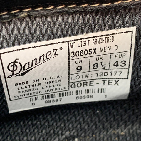 DANNER Size 9 Mountain Light Tan Blue Nubuck Lace-Up Hiking Boots