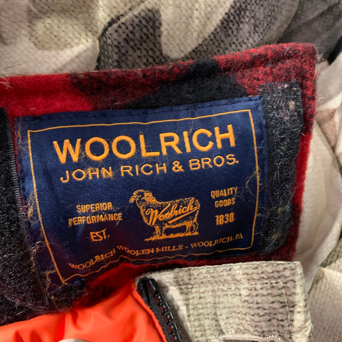 WOOLRICH Size M Green Brown Camo Puffer Coat