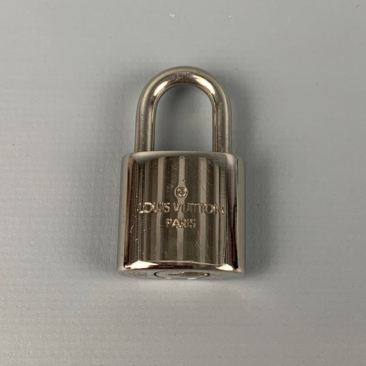 LOUIS VUITTON 303 Silver Metal Padlock & Key