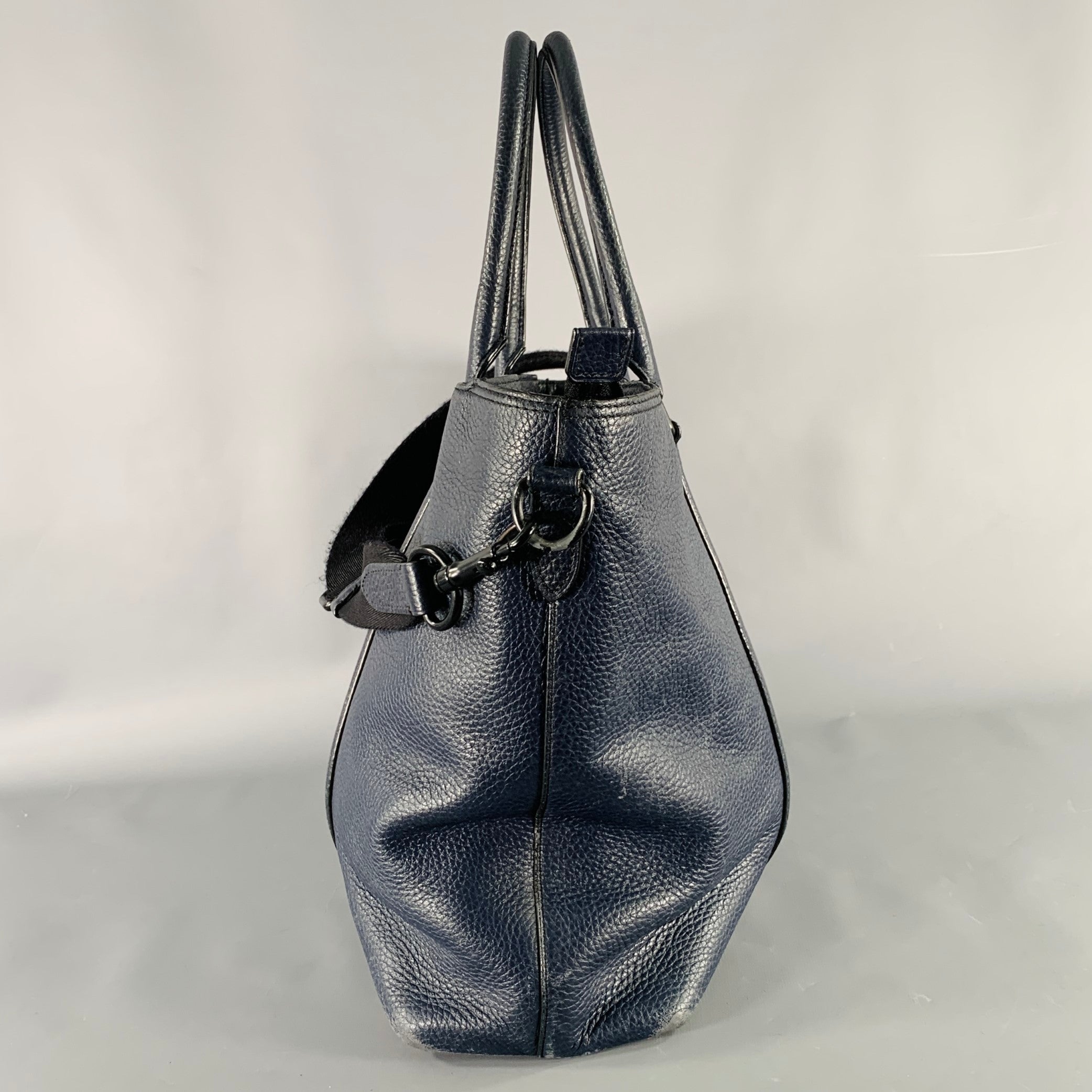 バッグ COACH Hamilton Tote Pebble Leather Navy COACH Navy Pebble Grain Leather Tote Bag – Sui Generis Designer