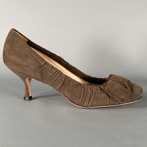 PRADA Size 8.5 Grey Ruched Kitten Heels Pumps