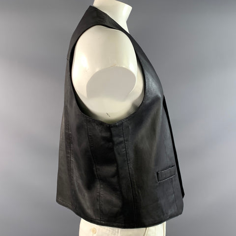 SCULLY Size 44 Black Leather Buttoned Vest