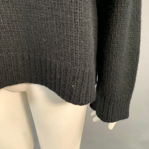 THE ROW Size L Black Cashmere Knit Raglan Sleeves Crew Neck Sweater