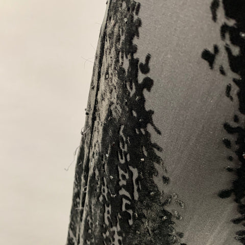 Robe longue de cocktail sans manches LAFAYETTE 148, taille 2P, en rayonne et soie noire avec perles et motif brûlé
