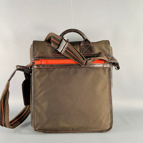 Sac bandoulière en toile marron et noire MULHOLLAND