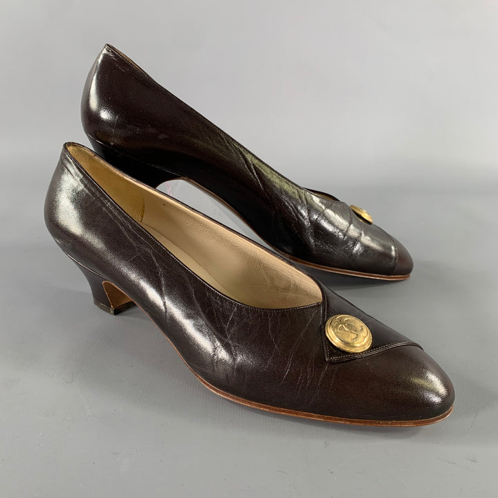 CHANEL Size 8.5 Brown Logo Kitten Heel Pumps