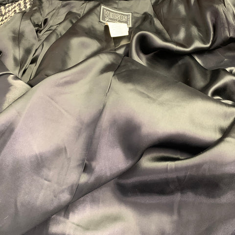 VERSUS by GIANNI VERSACE Size 44 Black White Herringbone Raglan Coat