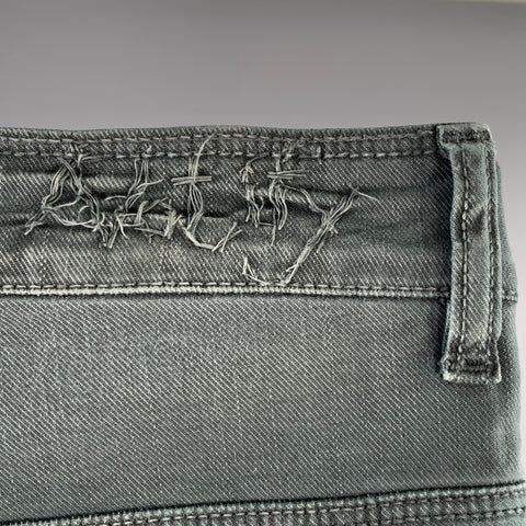 NOTIFY Size 32 Grey Twill Cotton Blend Straight Five Pockets Jeans