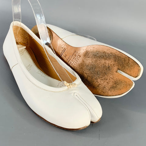 MAISON MARGIELA Ballerines Tabi en cuir blanc Taille 8