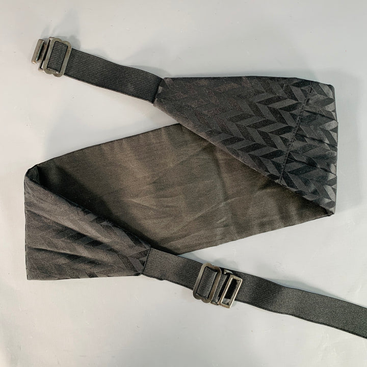 BILL BLASS One Size Black Herringbone Silk Cummerbund