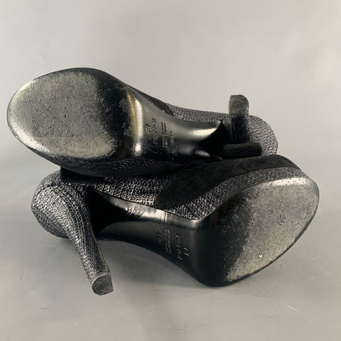 FENDI Size 8.5 Black Raffia Woven Platform Pumps