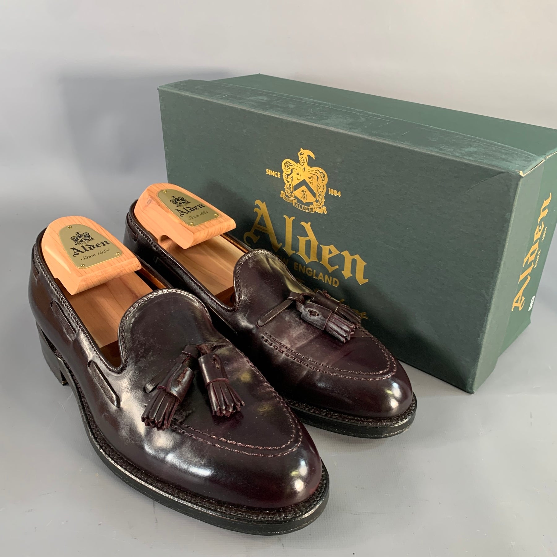 ALDEN Size 7 563 Color 8 Horween Cordovan Leather Tassels Loafers 563 Tassel Loafer in Color 8 Shell Cordovan, Aberdeen Last  main image 4