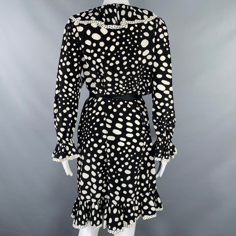 MARC JACOBS Robe portefeuille à pois noirs et blancs Taille 4
