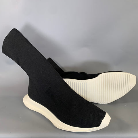 DRKSHDW Size 9 Black White Nylon Pull On Boots