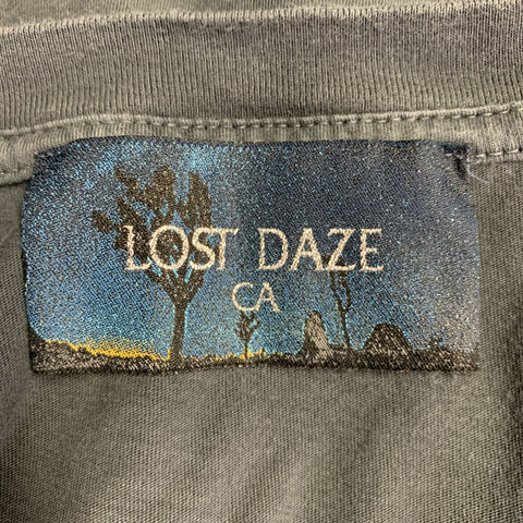 LOST DAZE CA Size XL Grey Pink Embroidered Print Cotton Crew Neck T-shirt