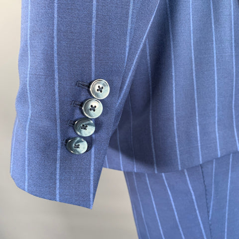 Costume ATELIER MUNRO Laine à Rayures Bleues et Bleu Ciel Revers Pointus Taille 38
