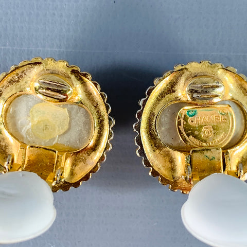CHANEL Vintage White Gold Faux Pearl Clip On Earrings
