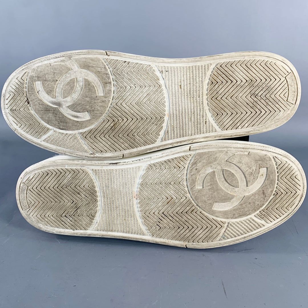 CHANEL Size 9 White Perforated Leather Logo Lace-Up Sneakers