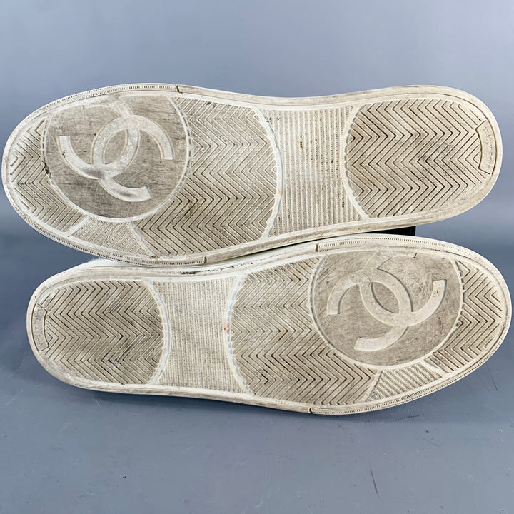 CHANEL Size 9 White Perforated Leather Logo Lace-Up Sneakers