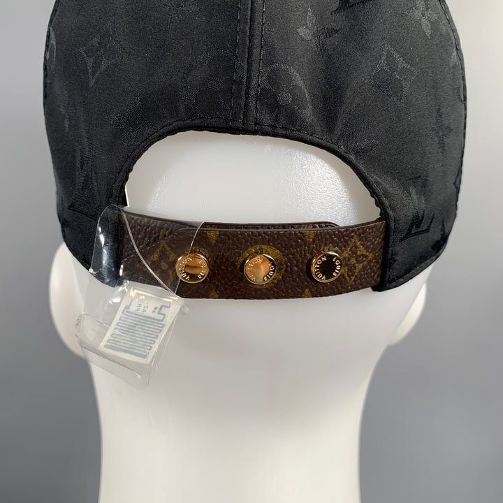LOUIS VUITTON M76528 Logo Lambskin Silk Blend Hat