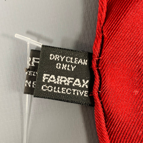 BARNEY'S NEW YORK -Fairfax- Red Cream Paisley Silk Pocket Square