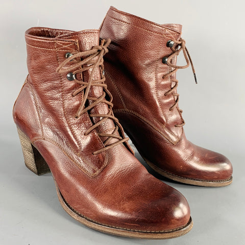 N.D.C. Size 10 Brown Leather Lace-Up Boots