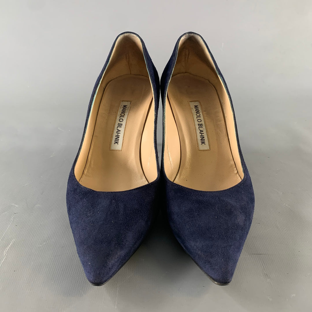 MANOLO BLAHNIK Size 8.5 Navy Suede Pointed Toe Pumps