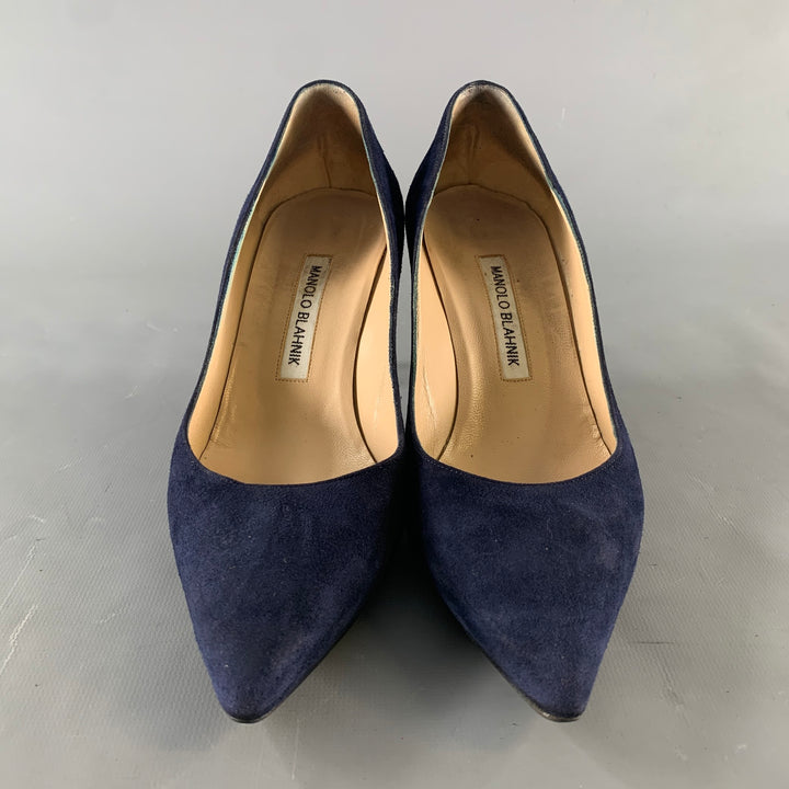 MANOLO BLAHNIK Size 8.5 Navy Suede Pointed Toe Pumps
