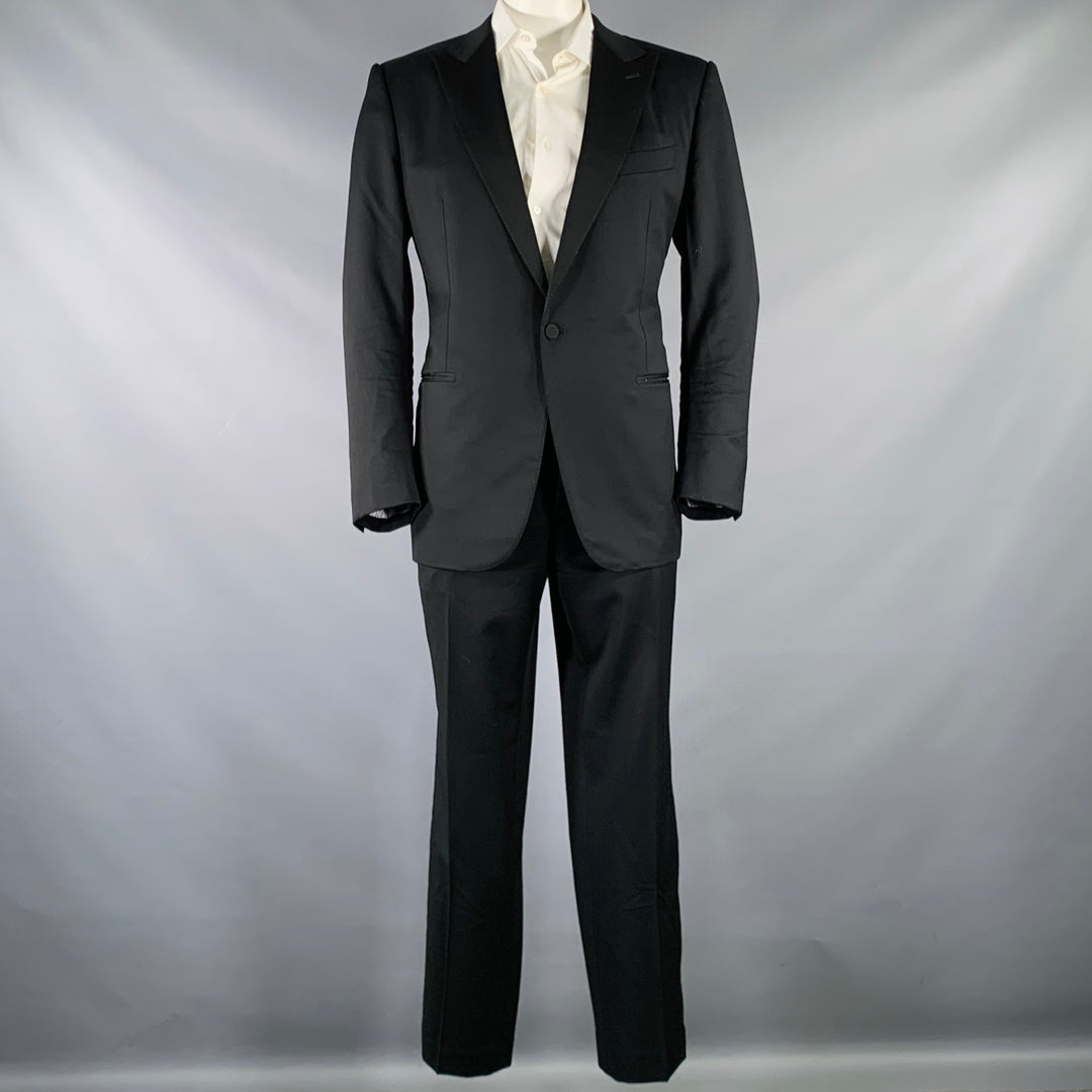 ERMENEGILDO ZEGNA Size 46 Black Wool Single Button Tuxedo