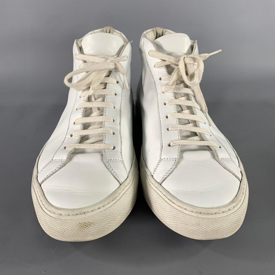 COMMON PROJECTS Size 8 White Leather Lace Up Sneakers