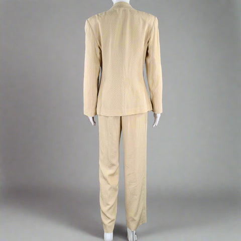 GIORGIO ARMANI Size 6 Beige Single Breasted Jacquard Suit