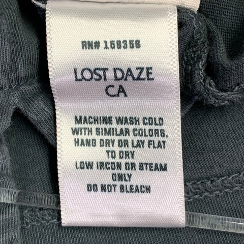 LOST DAZE CA Size XL Grey Pink Embroidered Print Cotton Crew Neck T-shirt