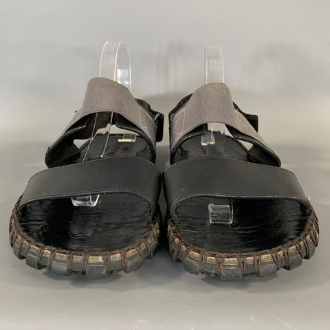VALENTINO GARAVANI SS2015 Size 13 Black TL946Y2 Leather Strap Sandals