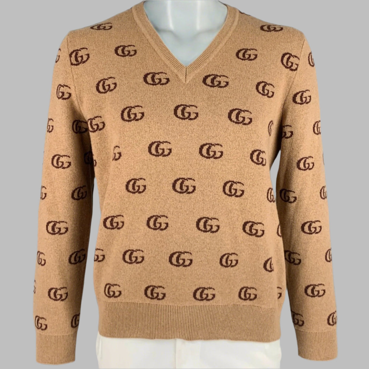 GUCCI Size XL Tan Brown GG Monogram Cashmere Wool V-Neck Sweater 