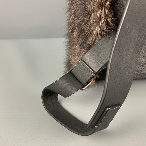 BRUNELLO CUCINELLI Mochila Monili de piel de zorro marrón gris