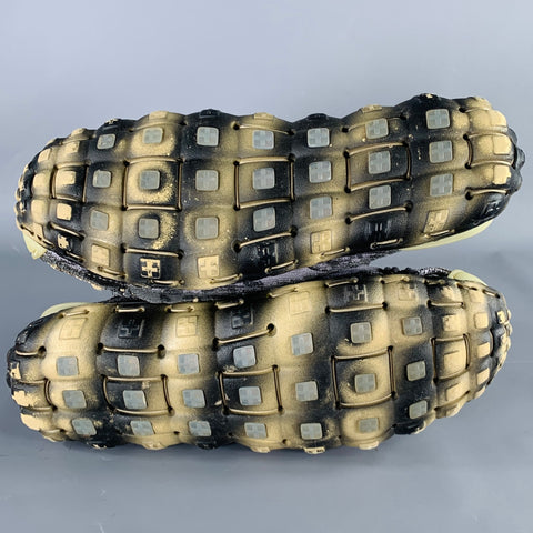 NIKE Size 10 -ISPA Mindbody- Grey Olive Camo Cotton Slip On Sneakers