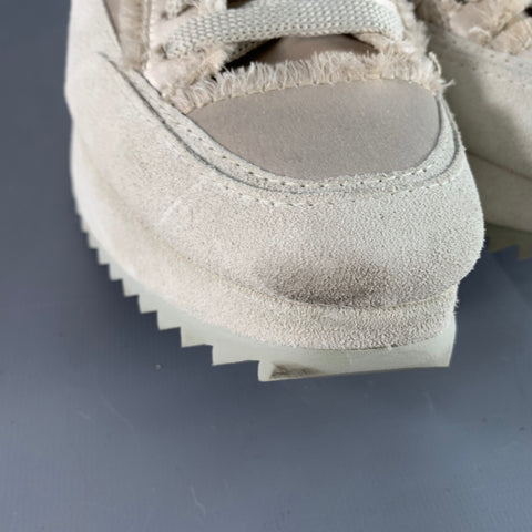 PEDRO GARCIA Taille 6.5 Baskets à plateforme en satin et daim gris-beige à bords bruts