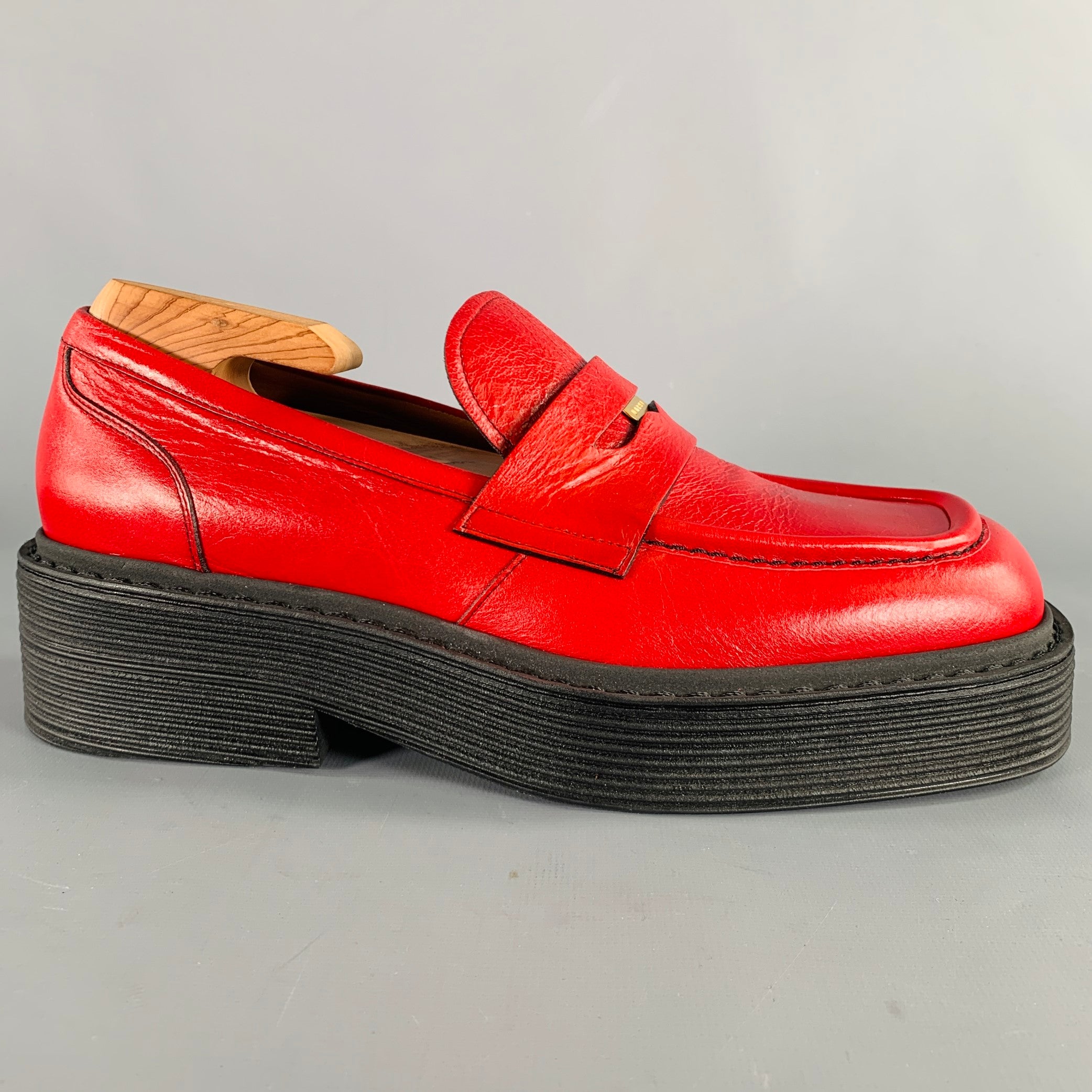 MARNI Size 7 Red Black Leather Platform Penny Loafers Sui Generis Designer Consignment