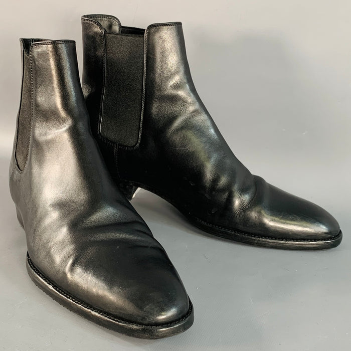 SAINT LAURENT Size 9 Black Leather Ankle Chelsea Boots