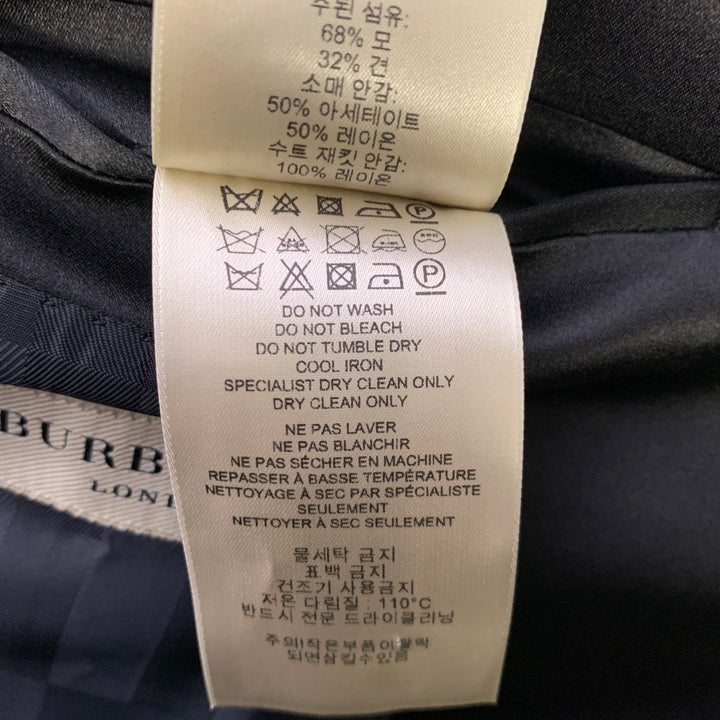 BURBERRY LONDON Size 42 Regular Black Wool Silk Shawl Lapel Sport Coat