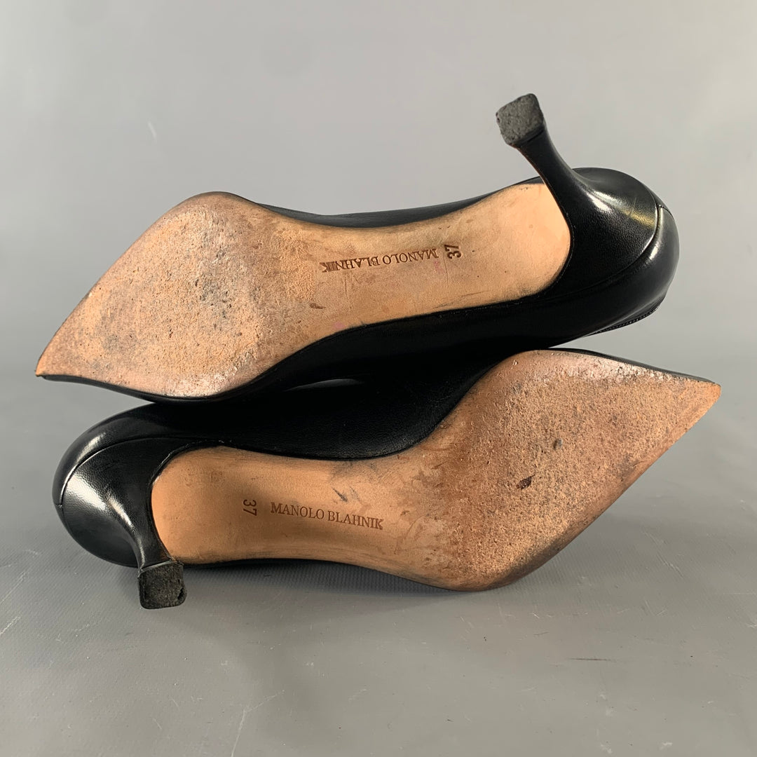 MANOLO BLAHNIK Size 7 Black Leather Pointed Toe Pumps