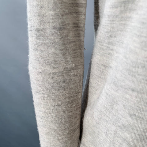 MARGARET OLEARY Size XS Grey Cashmere Heather V-Neck Pullover