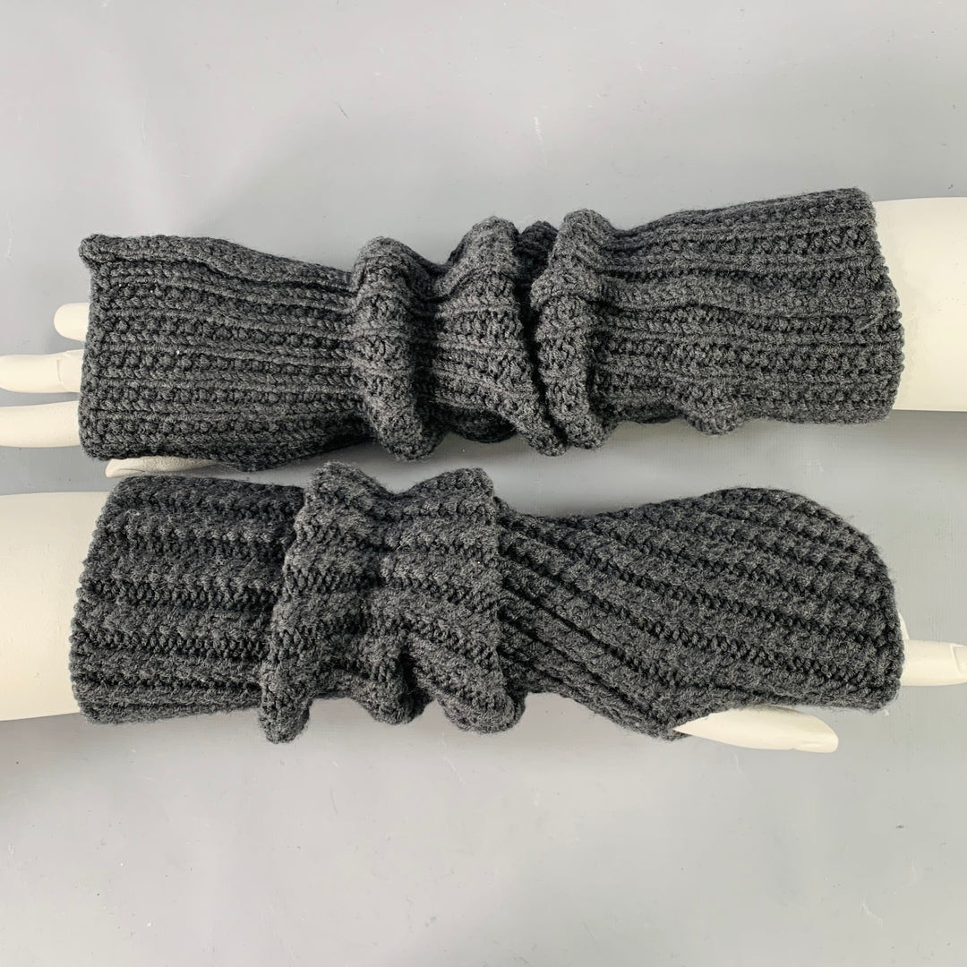 JOHN VARVATOS * U.S.A. Grey Knit Merino Wool Arm Warmers Fingerless Gloves