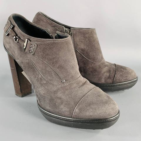 TOD'S Size 8.5 Grey Suede Platform Stacked Heel Ankle Boots